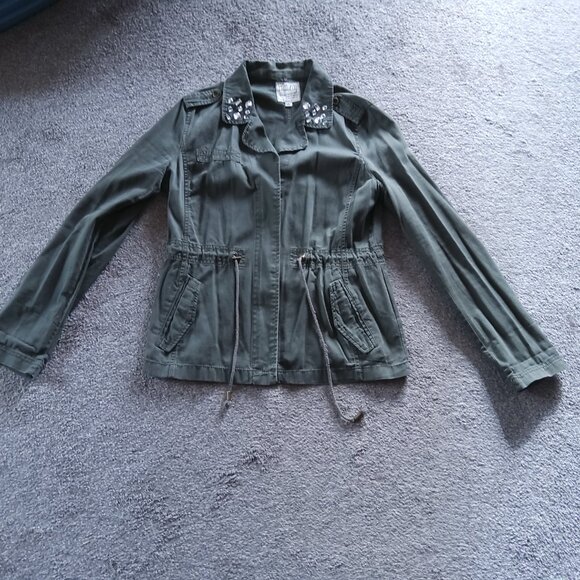 DOLLED UP OLIVE GREEN JACKET - Picture 3 of 3